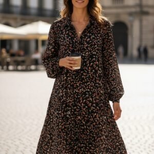 Patterned dress with a collar